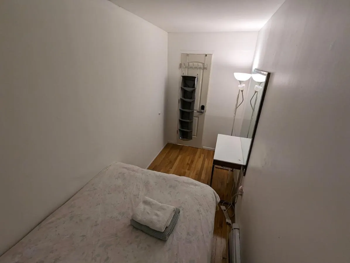 Central & Affordable Williamsburg Small Room New York Privatunterkunft