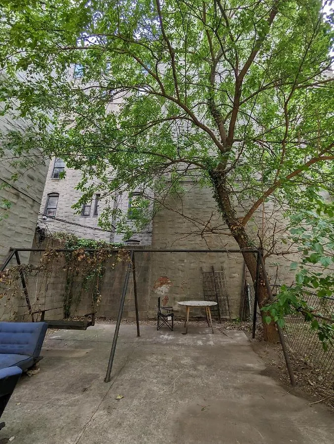 Central & Affordable Williamsburg Small Room New York 0*,  États-Unis